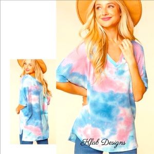 Must💙Have💗 hottest trend tie-dye w/cool sleeves!
